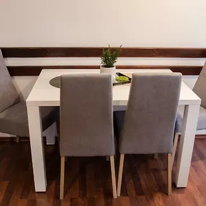  Apartament Rohatka